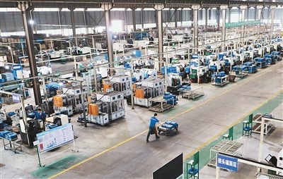 金融活水更好流向實體經濟——年中經濟觀察系列之四 以技術創新暢通金融血脈